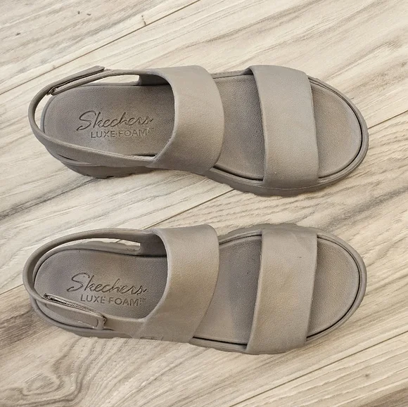 Skechers Arch Fit Footsteps Sandals Tan  Day Dream Womens Size 7 - Picture 2 of 8